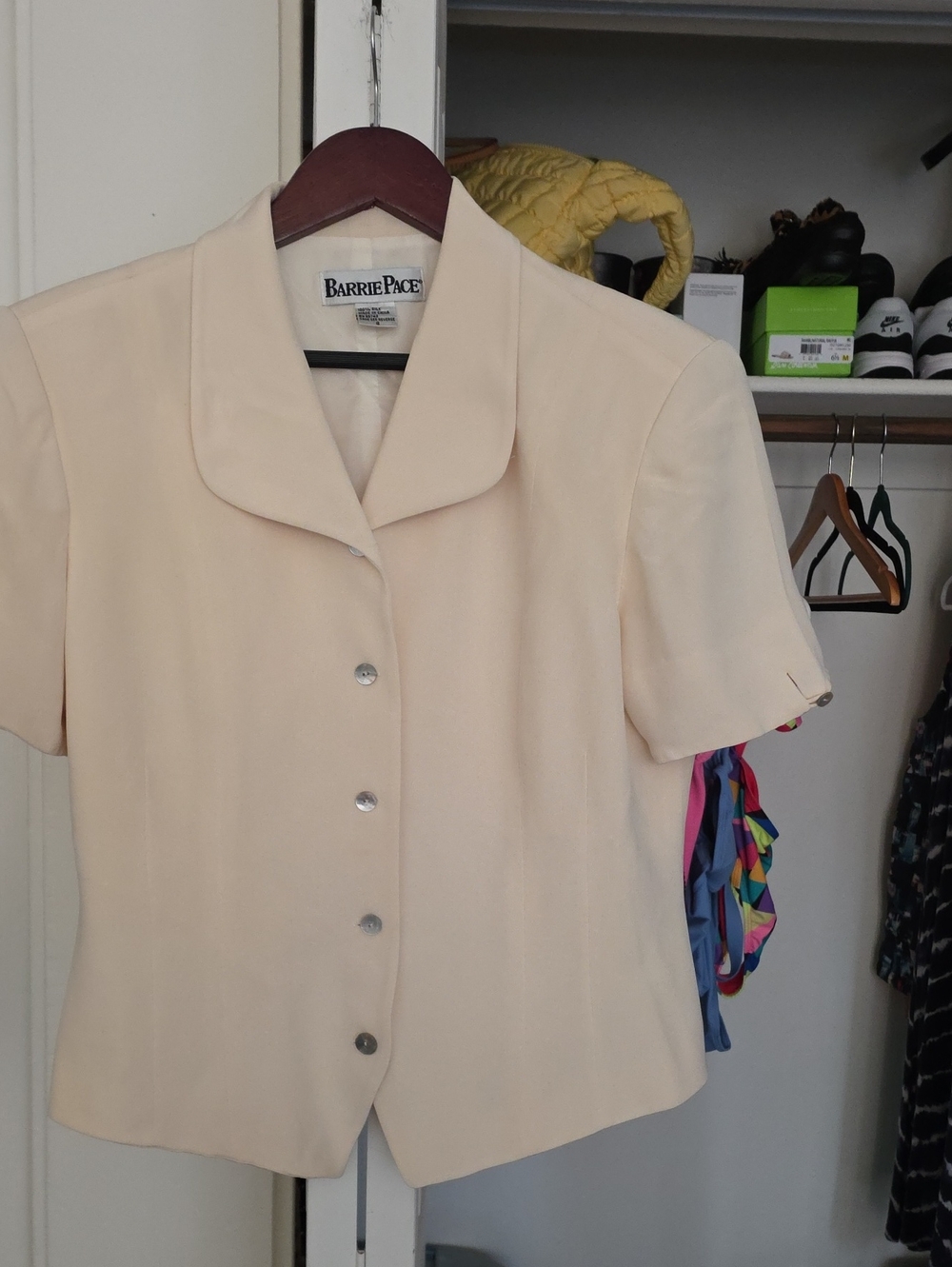 Barrie Pace Cream Short-Sleeve Button Down Blouse 100% Silk Vintage